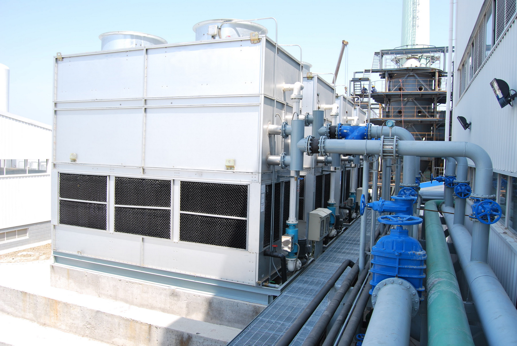 在進行冷卻塔供冷系統設計應注意哪些問題？